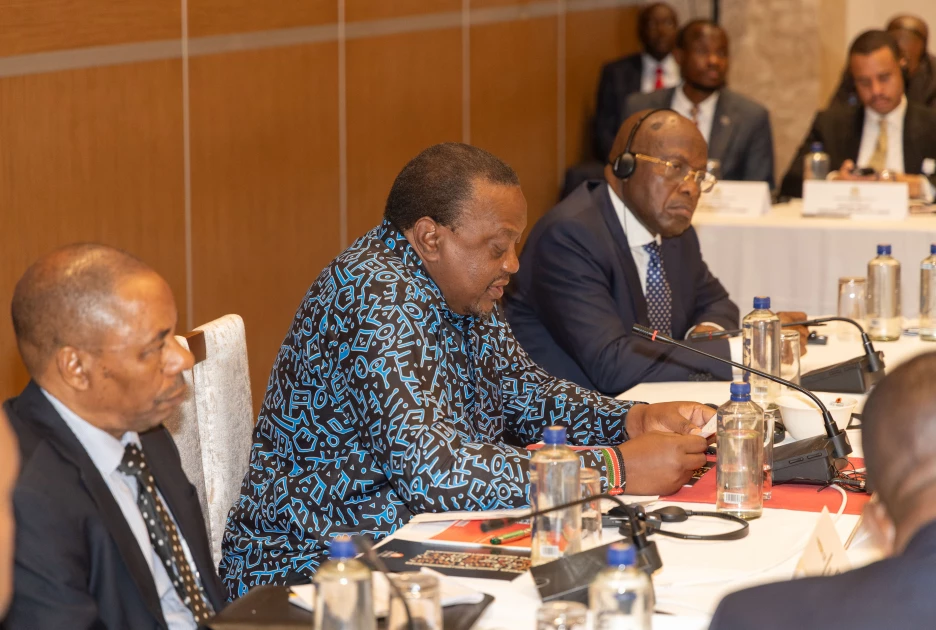 Uhuru calls for dialogue as he meets DRC peace process stakeholders