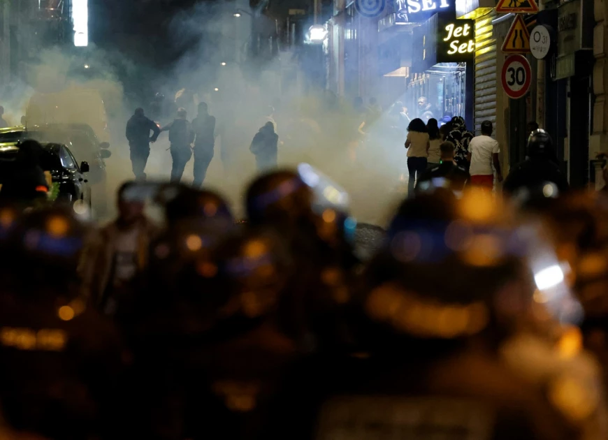 Hundreds arrested on fifth night of France unrest after teen laid to rest