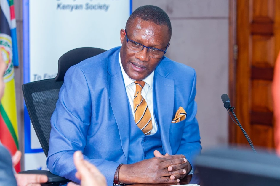 Kenyans will not be forced to take Digital IDs, CS Owalo states