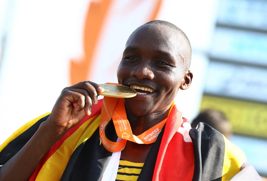 Uganda's Kiplangat wins men's world marathon title