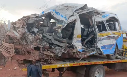 12 people killed in road accident on Nairobi-Mombasa Highway