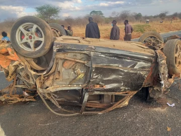 Five people killed, 3 seriously injured in Namanga road accident