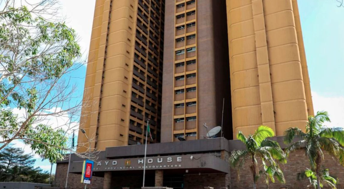 Six Immigration staff, 9 brokers arrested for soliciting bribes to issue passports at Nyayo House