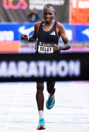 Belet leads Kenyan podium sweep at Amsterdam Marathon