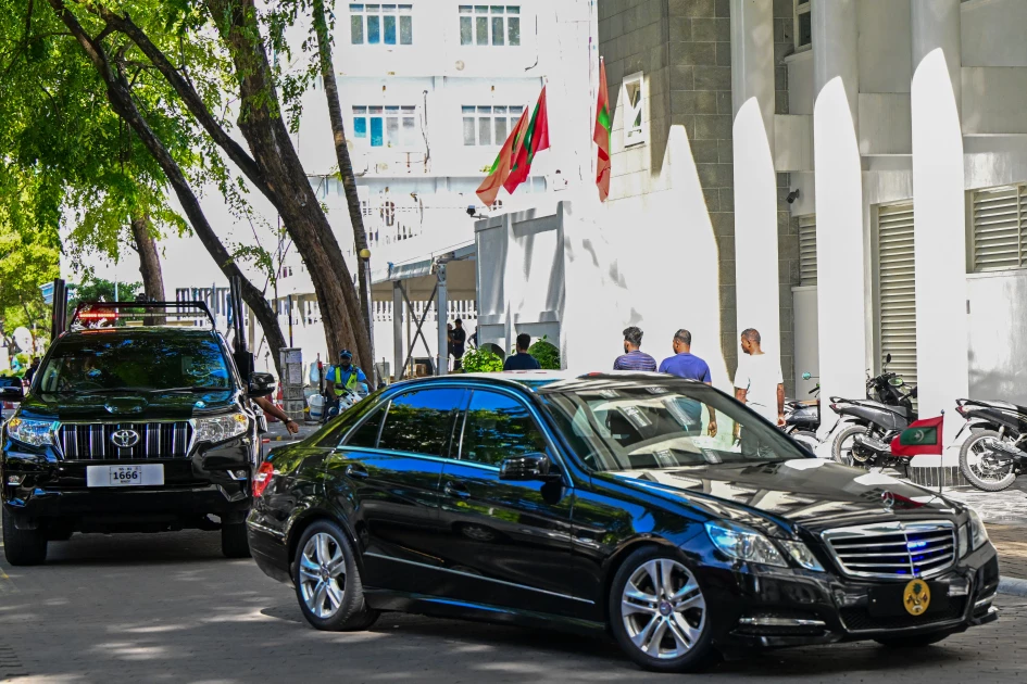 Maldives Speaker quits ahead of new president