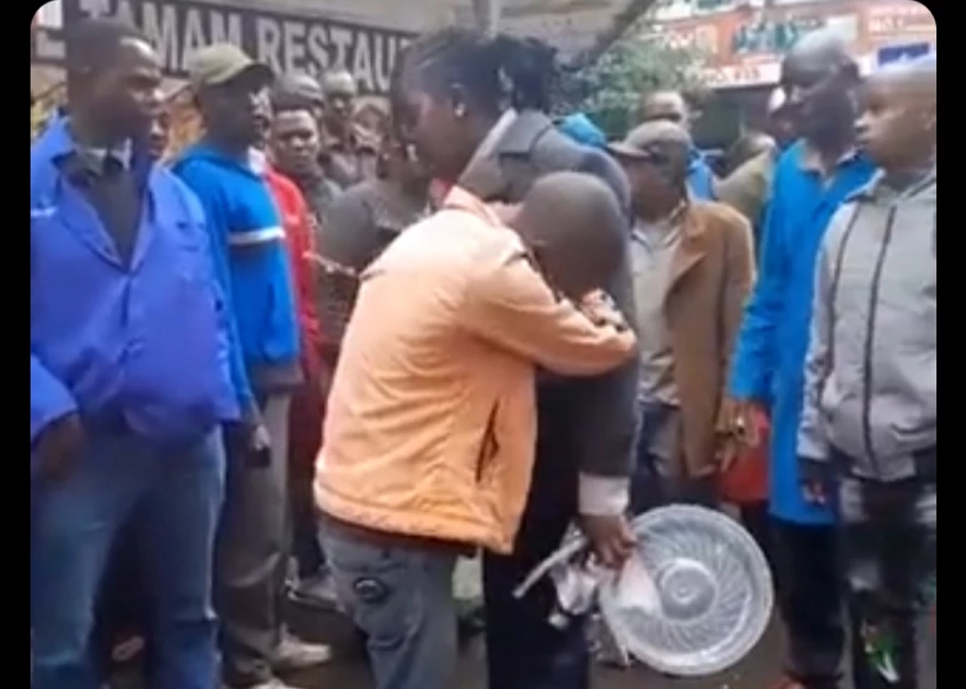 Kenyans angered by video of young hawker crying after 'Kanjo' spilled his nuts in Nairobi CBD 