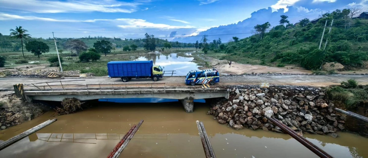 Traffic restored on Mtwapa-Kilifi road after floods cut off Mbogolo bridge