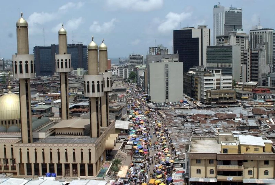Nigeria's polluted economic hub Lagos bans styrofoam, plastics