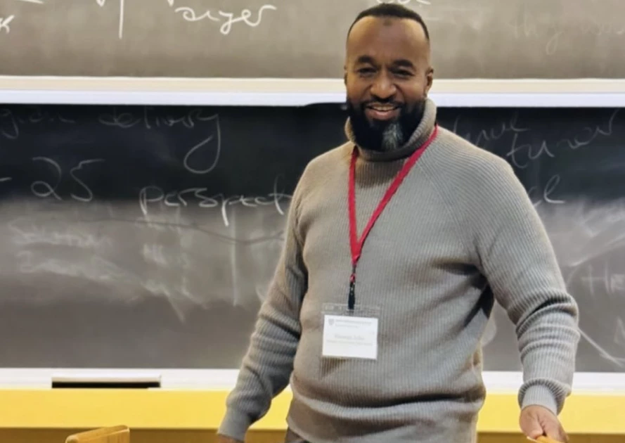 Joho shares photos at the prestigious Havard School in the USA