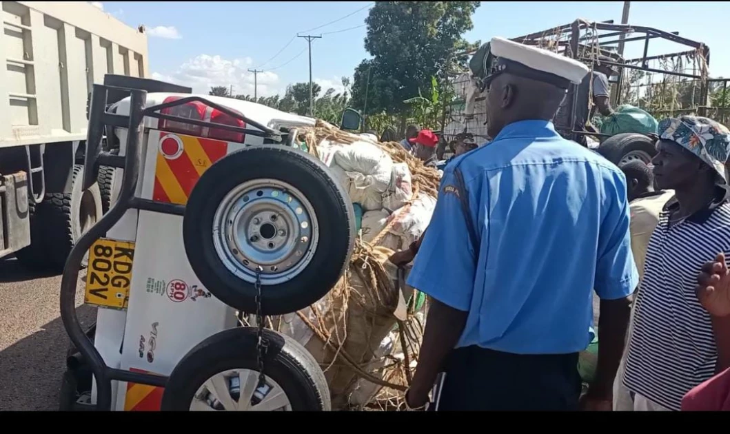 Kirinyaga: Pick-up transporting miraa involved in accident