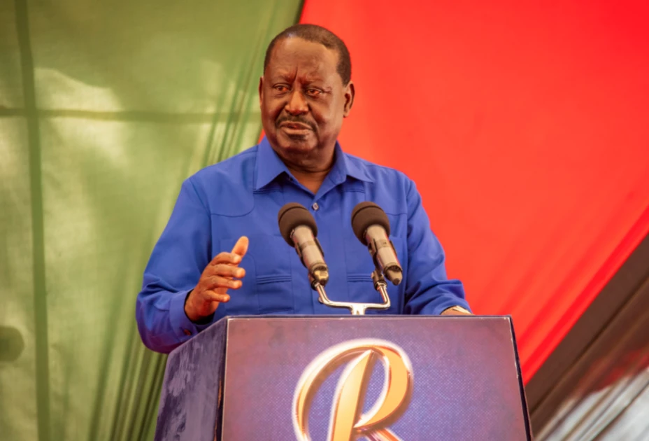 'We are watching you': Raila tells doctors, gov't after signing return-to-work agreement