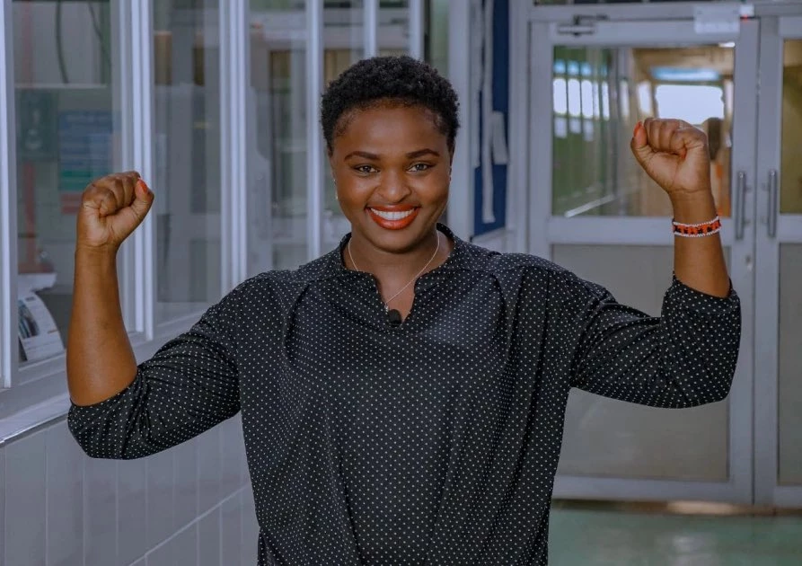 Kenyan teacher makes history teaching longest science class, clocks over 62 hours straight