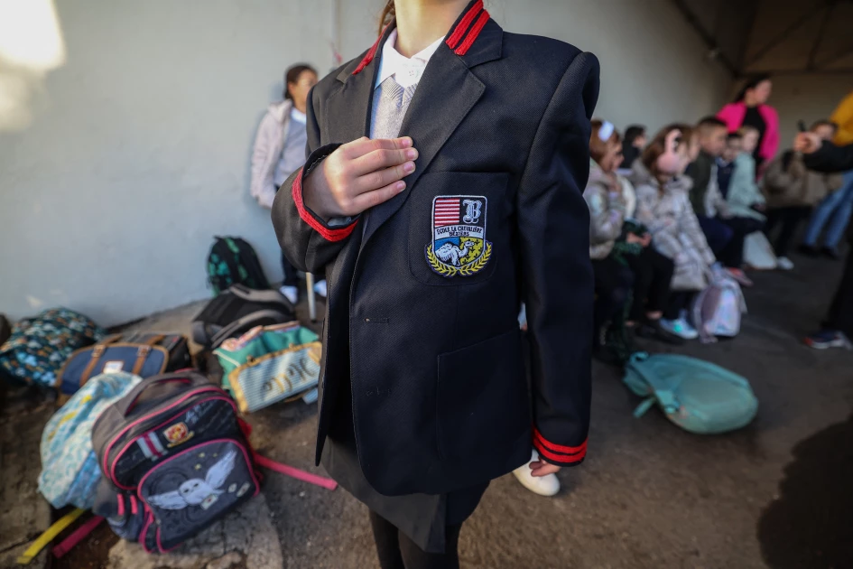 Controversial school uniforms trial kicks off in France