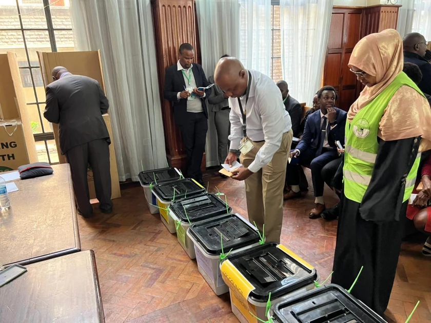 LSK members vote for new officials 