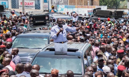 'Wait for 2027!' Angry Ruto lectures crowd for booing Governor Barchok in Bomet