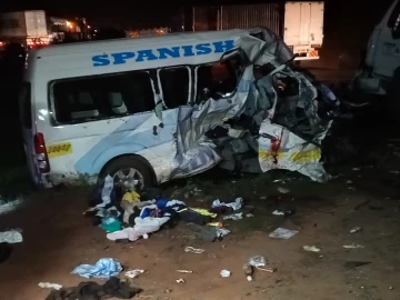 10 killed after multiple car crash on Nairobi-Mombasa highway 