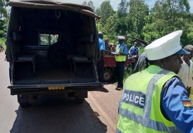 Two die, three injured after motorbike crashes into TukTuk on Kutus-Samson Corner road 