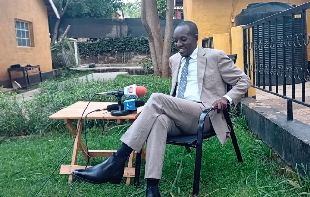 'I will not be intimidated!' Governor Simba Arati says after police raid his office