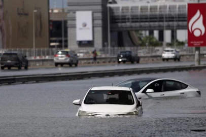 Explainer: What caused the storm that brought Dubai to a standstill?