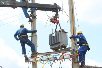 Siaya: Gem Uriri residents demonstrate over prolonged power outage