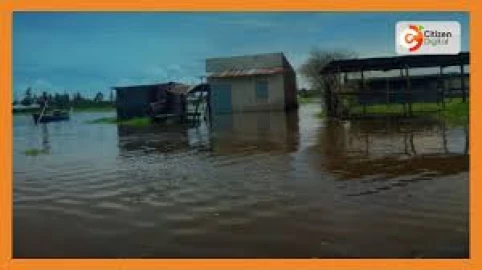 Passengers stranded as Lamu's transportation gridlocked by floodwaters