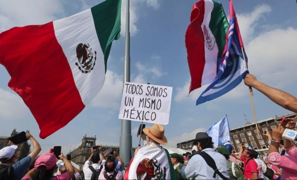 Mexican governor wanted on US drug charges returns to job