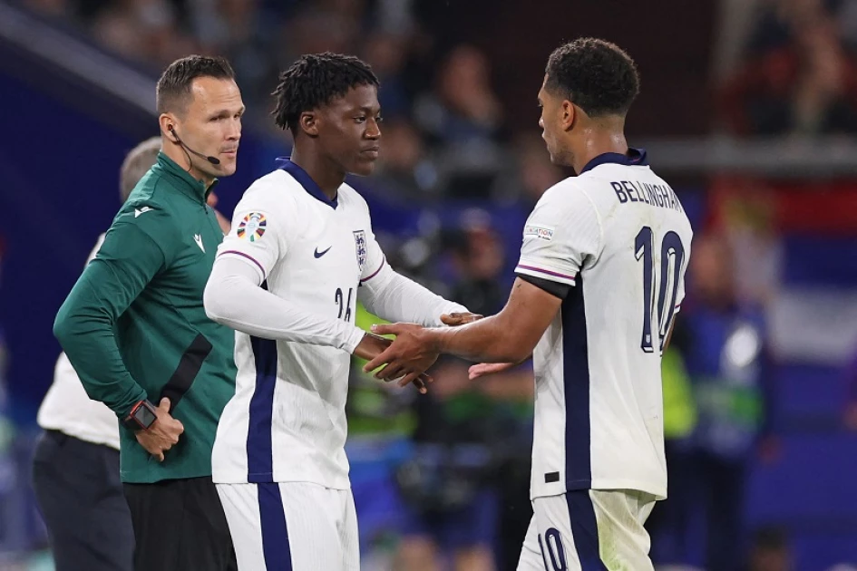 Mainoo 'being ruined' at Man Utd: Scholes