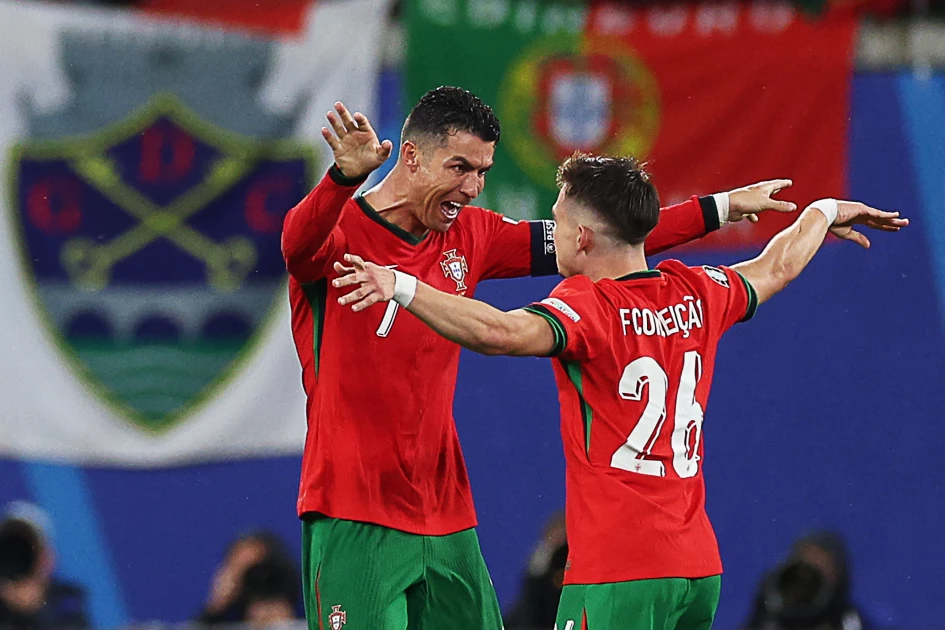 Ronaldo at double as Portugal reach Nations League quarters, Spain win