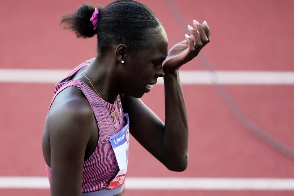 Olympic 800m champion Mu in tears as fall ends Paris dream