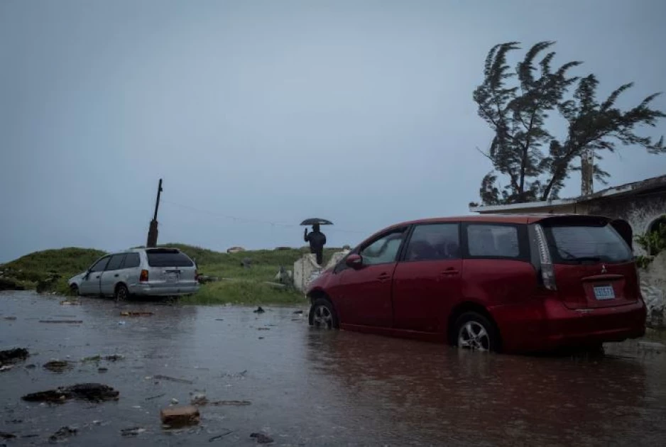 Hurricane Beryl heads for Cayman Islands, Mexico after striking Jamaica