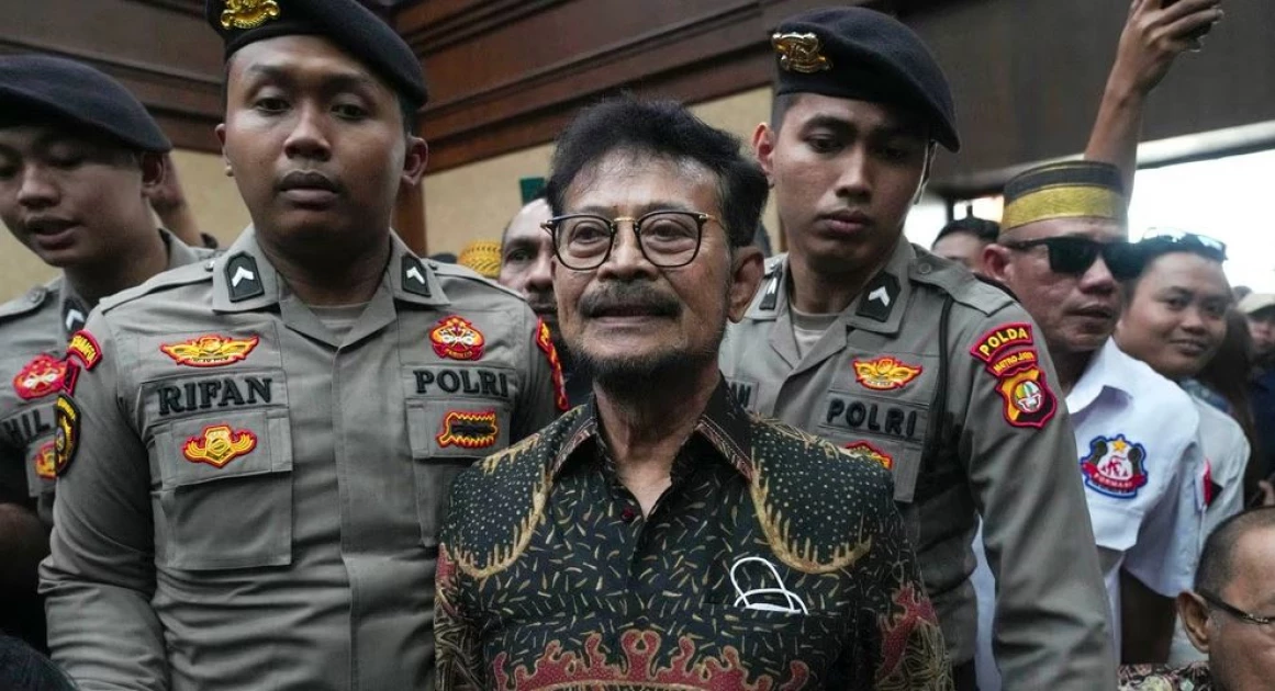 Indonesia sentences former agriculture minister to 10 years for corruption