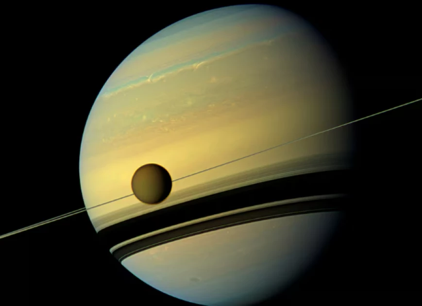 Radar study puts spotlight on Saturn moon Titan's hydrocarbon seas