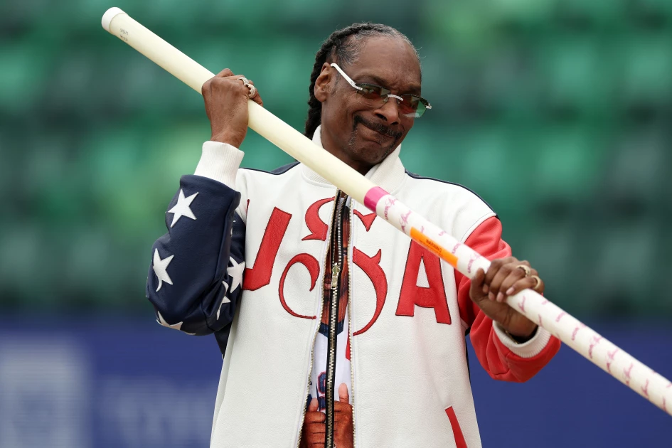 US rapper Snoop Dogg to carry Olympic torch