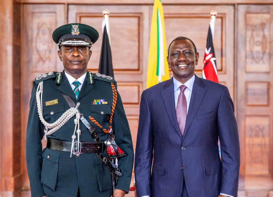 Ruto says prison officers pay rise to begin this month as new prisons chief Aranduh sworn in