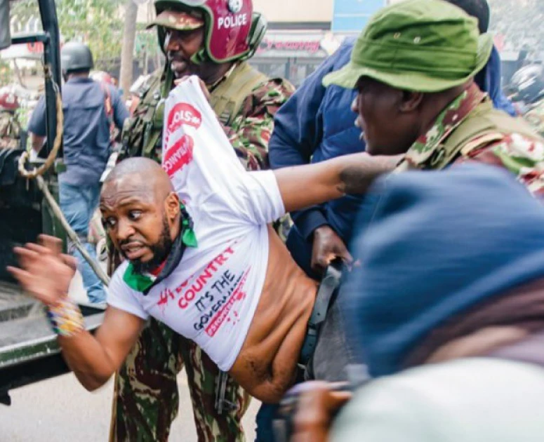 Police want 21 days to detain Boniface Mwangi