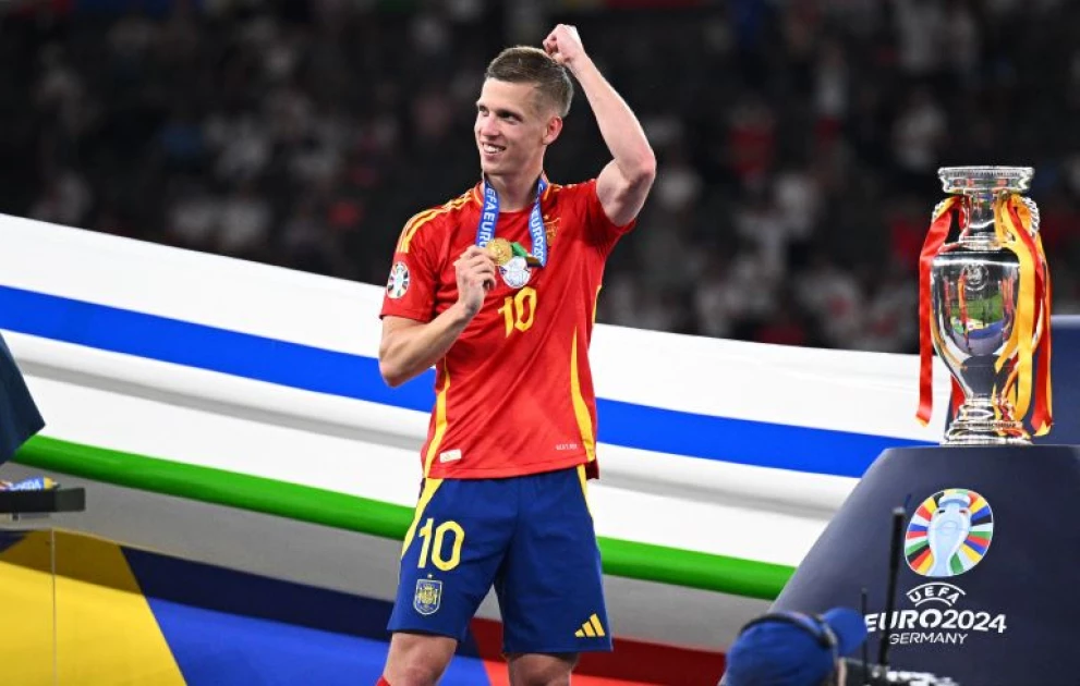 Spain's Olmo out of upcoming World Cup qualifiers with injury Spain's Olmo out of upcoming World Cup qualifiers with injury