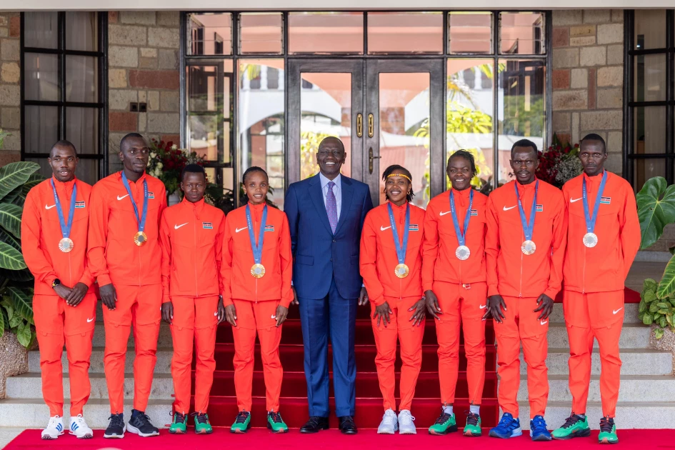 President Ruto rewards Olympic medalists with cash prizes