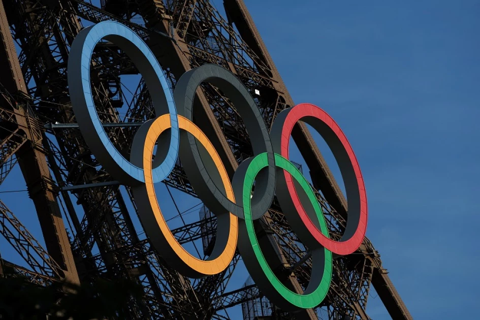 Plan to keep Olympic rings on Eiffel Tower sparks criticism