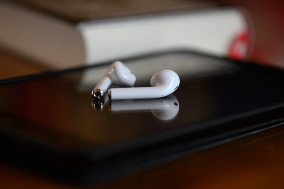 You can now make AI-generated Swahili podcasts with Google NotebookLM