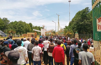 Moi University lecturers, workers hold protest over delayed salaries, failed CBA agreements