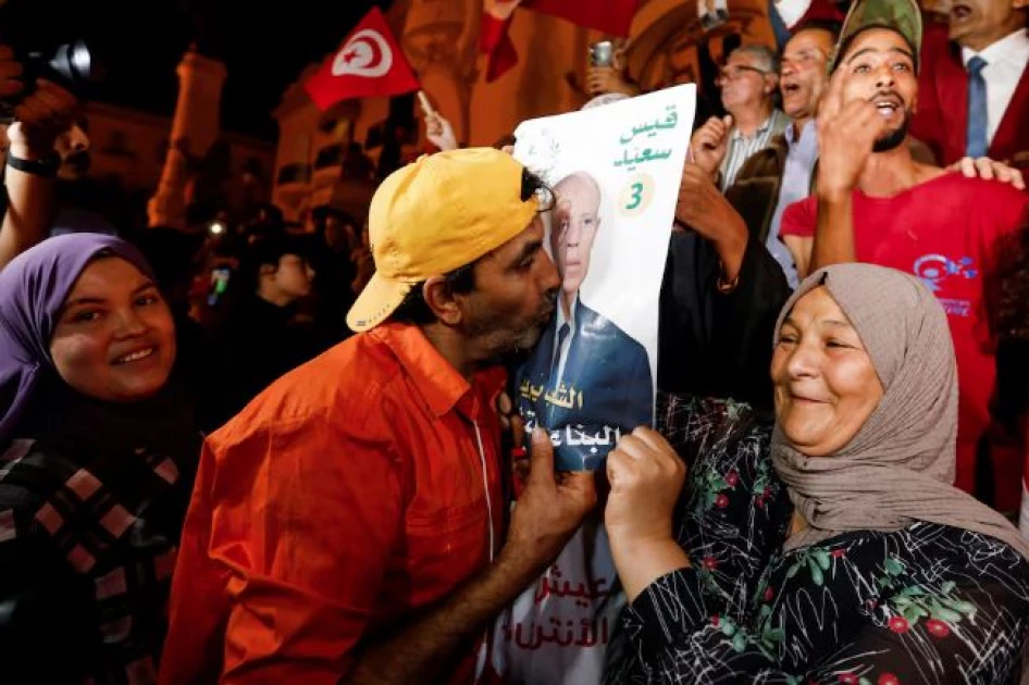 Tunisia's Saied moves toward landslide win in election