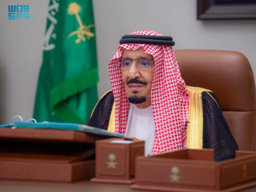 Saudi king to undergo medical tests for lung infection: royal court