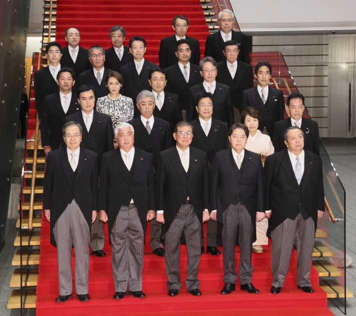 Japan govt admits doctoring 'untidy' cabinet photo