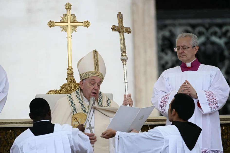 Pope Francis names 14 new saints