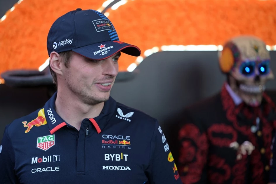 Verstappen says 'definitely' his intention to remain at Red Bull