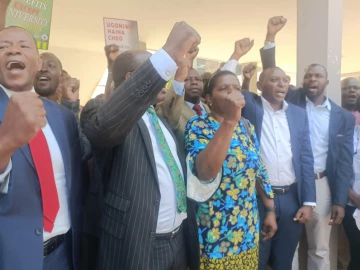 University lecturers begin nationwide strike