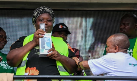 Safaricom Sambaza Furaha completes Rift Valley tour with goodies to fans