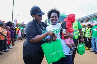 Nyeri residents reap big as Safaricom Sambaza Furaha caravan tours Mt Kenya region