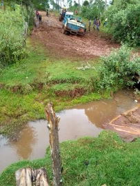 Baringo: Locals move in to repair dilapidated Kaperes-Kapkoin road