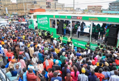 Safaricom, RMS caravan rewards Nairobi residents for the third day